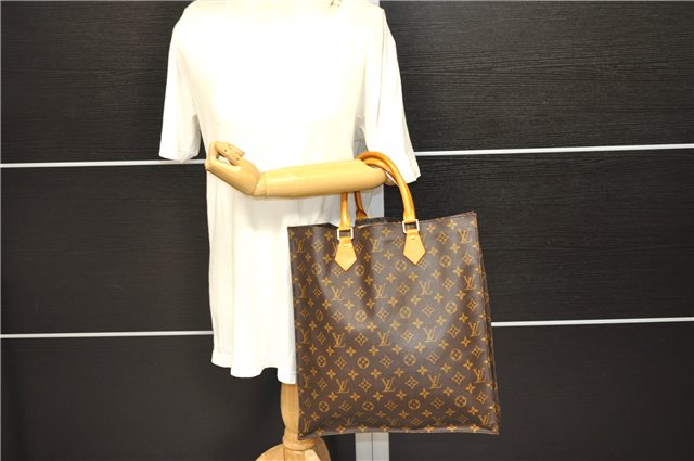 Authentic LOUIS VUITTON Monogram Sac Plat Hand Bag M51140 LV 8592C