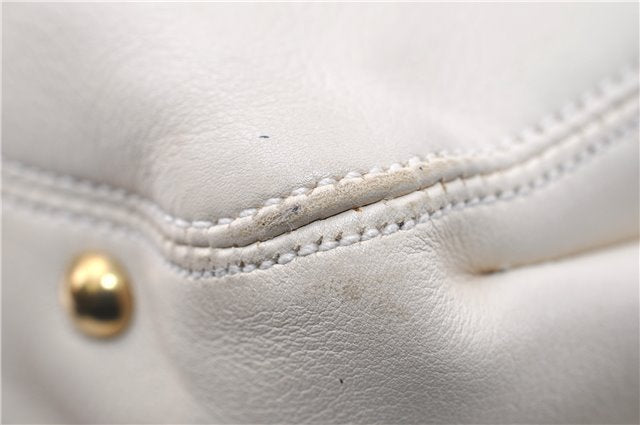 Authentic Salvatore Ferragamo Gancini Leather Shoulder Bag Purse Ivory 8607F