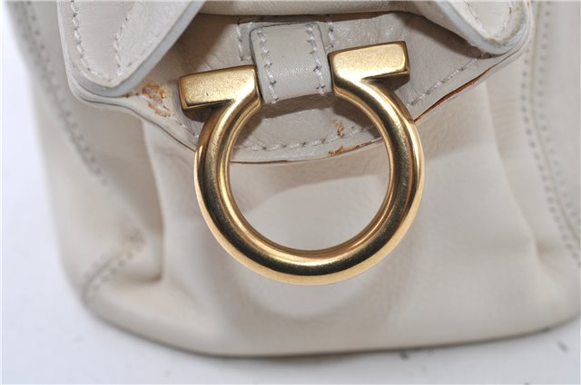 Authentic Salvatore Ferragamo Gancini Leather Shoulder Bag Purse Ivory 8607F