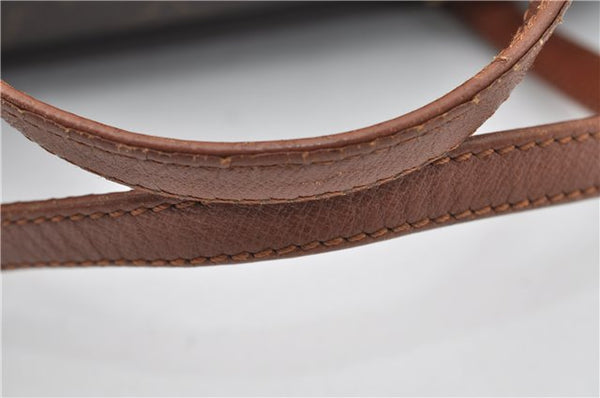 Authentic Louis Vuitton Monogram Papillon 26 Hand Bag Old Model LV 8610F