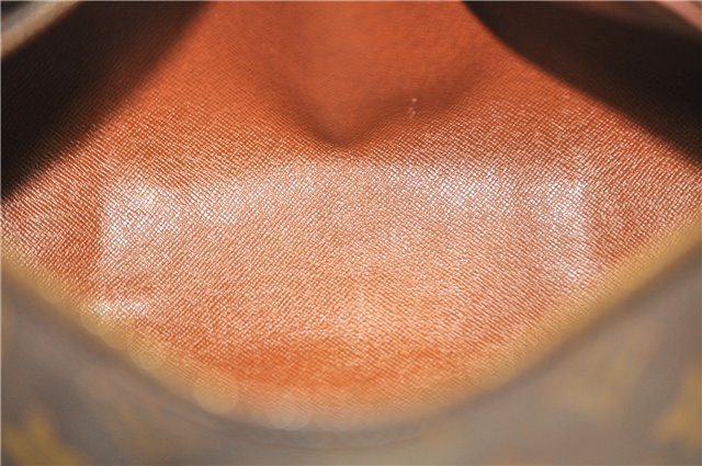 Authentic Louis Vuitton Monogram Papillon 26 Hand Bag Old Model LV 8610F