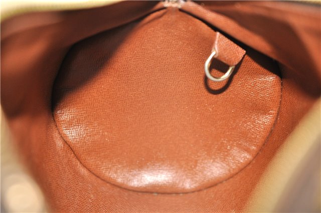 Authentic Louis Vuitton Monogram Papillon 30 Hand Bag M51385 LV 8642D