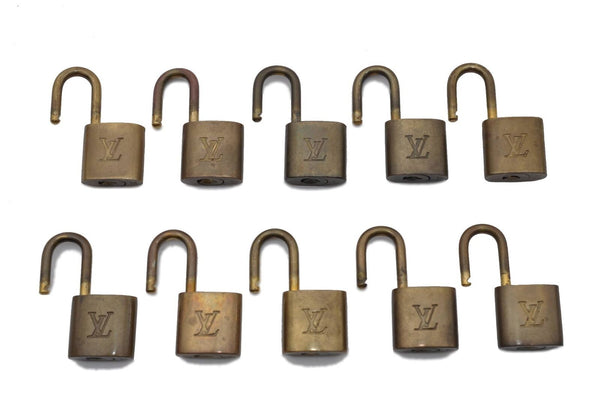 Authentic LOUIS VUITTON Padlock Gold 10Set LV 8708B