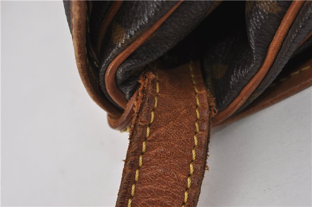 Authentic Louis Vuitton Monogram Saumur 30 Shoulder Cross Bag M42256 LV 8711F