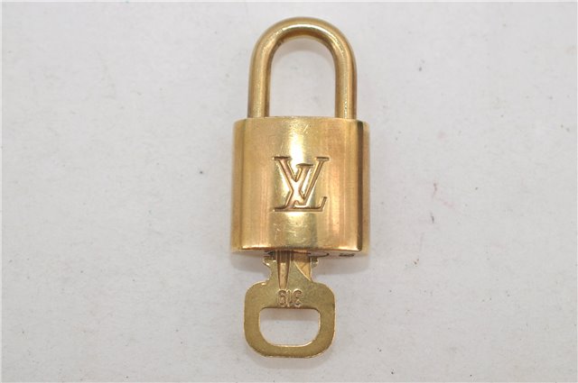 Authentic Louis Vuitton Padlock & Keys 3Sets LV 8756D