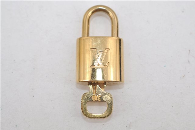 Authentic Louis Vuitton Padlock & Keys 3Sets LV 8756D