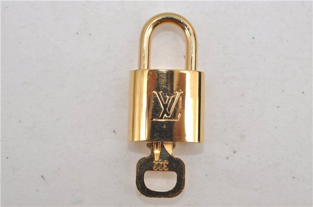 Authentic Louis Vuitton Padlock & Keys 3Sets LV 8757D