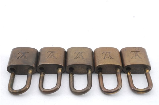 Authentic Louis Vuitton Padlock Gold 10Set LV 8766C