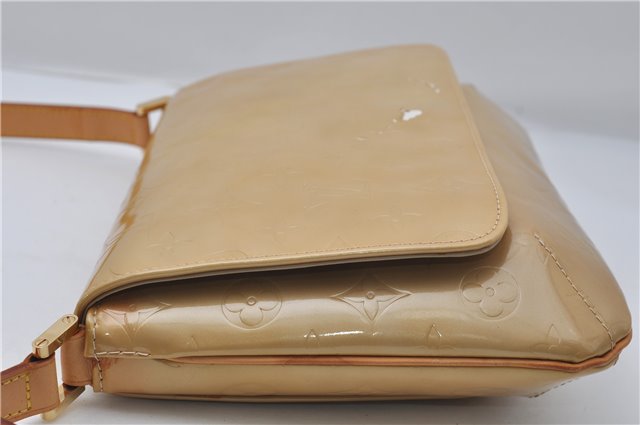 Auth Louis Vuitton Vernis Thompson Street Shoulder Bag Yellow M91008 LV 8774D