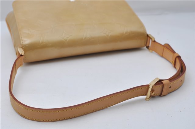 Auth Louis Vuitton Vernis Thompson Street Shoulder Bag Yellow M91008 LV 8774D