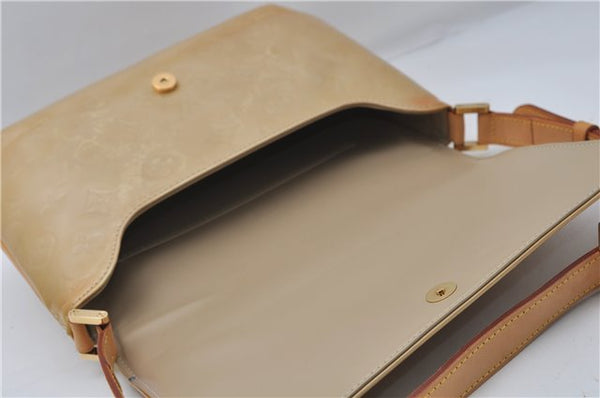 Auth Louis Vuitton Vernis Thompson Street Shoulder Bag Yellow M91008 LV 8774D