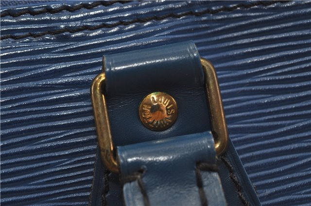 Authentic Louis Vuitton Epi Speedy 30 Hand Boston Bag Purse Blue M43005 LV 8780D