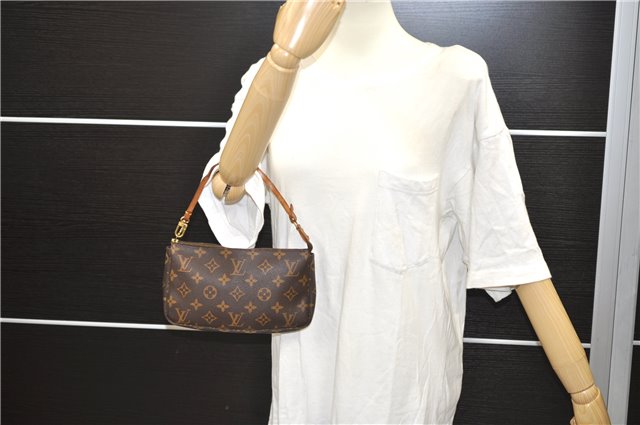 Authentic Louis Vuitton Monogram Pochette Accessoires Pouch M51980 LV 8787C
