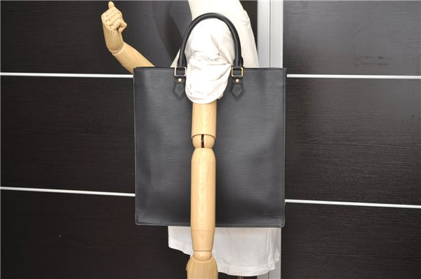 Authentic Louis Vuitton Epi Leather Sac Plat Hand Bag M59082 Black LV 8809D
