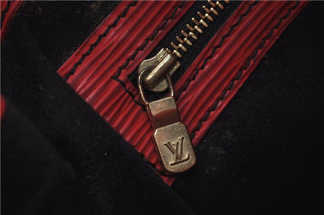 Auth LOUIS VUITTON Epi Petit Noe Bi-color Black x Red M44172 Shoulder Bag 8817C