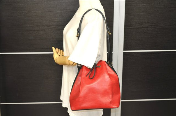 Auth LOUIS VUITTON Epi Petit Noe Bi-color Black x Red M44172 Shoulder Bag 8817C