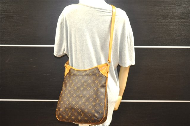 Authentic Louis Vuitton Monogram Odeon MM Shoulder Cross Bag M56389 LV 8822F