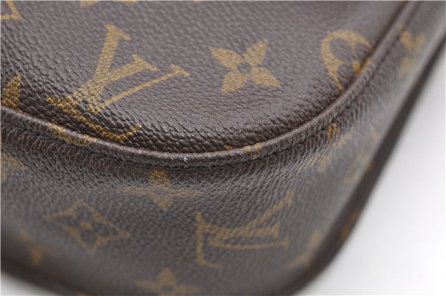 Auth Louis Vuitton Monogram Saint Cloud GM Shoulder Cross Bag M51242 LV 8854D