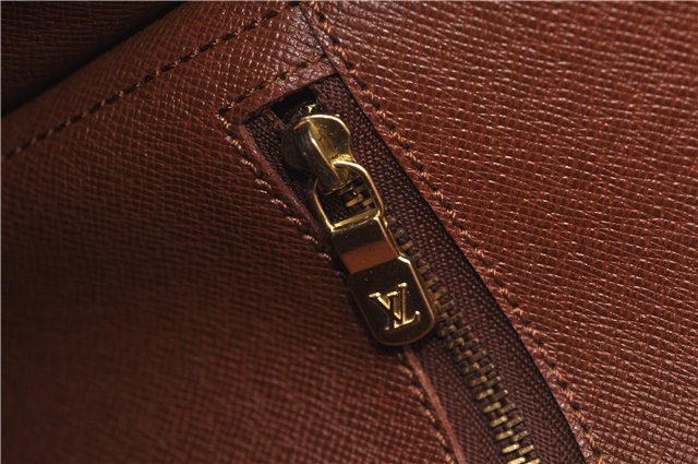 Auth Louis Vuitton Monogram Saint Cloud GM Shoulder Cross Bag M51242 LV 8854D