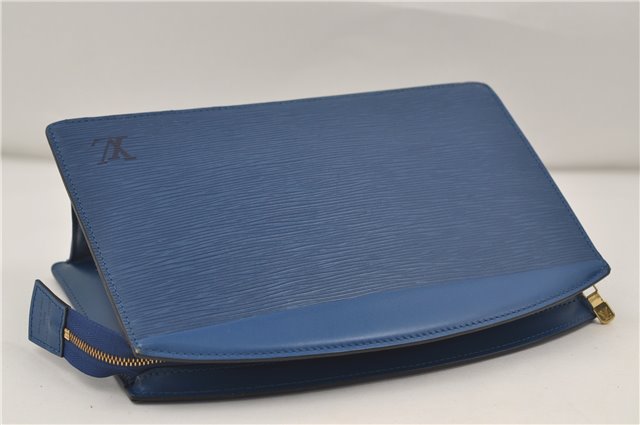 Authentic Louis Vuitton Epi Trousse Crete Clutch Bag Blue M48405 Junk 8876D