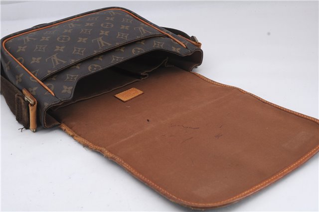 Louis Vuitton Monogram Messenger Bosphore PM Shoulder Cross Bag M40106 LV 8931D