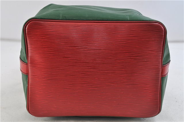 Auth Louis Vuitton Epi Petit Noe Bi-color Green x Red M44147 Shoulder Bag 9017C