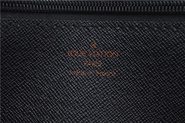 Authentic Louis Vuitton Epi Chaillot Clutch Bag Black M52542 LV 9030D
