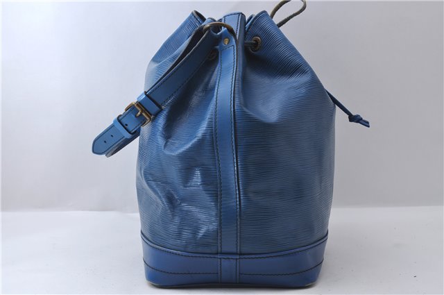 Authentic Louis Vuitton Epi Noe Blue Shoulder Bag M44005 LV 9077C