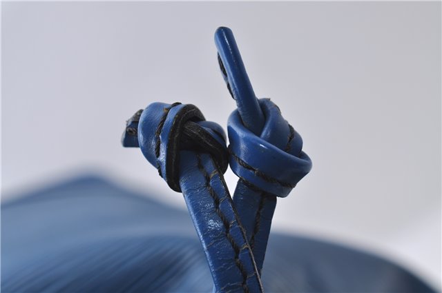 Authentic Louis Vuitton Epi Noe Blue Shoulder Bag M44005 LV 9077C