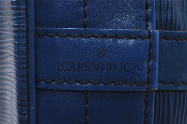 Authentic Louis Vuitton Epi Noe Blue Shoulder Bag M44005 LV 9077C