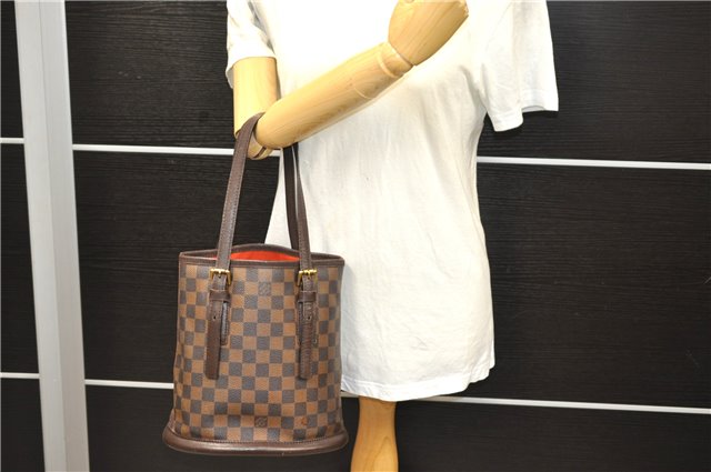 Authentic Louis Vuitton Damier Marais Bucket Shoulder Bag N42240 LV 9083C