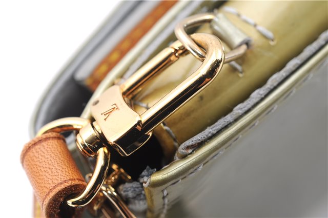 Auth Louis Vuitton Vernis Mott Shoulder Hand Bag Light Green M91030 LV 9093D