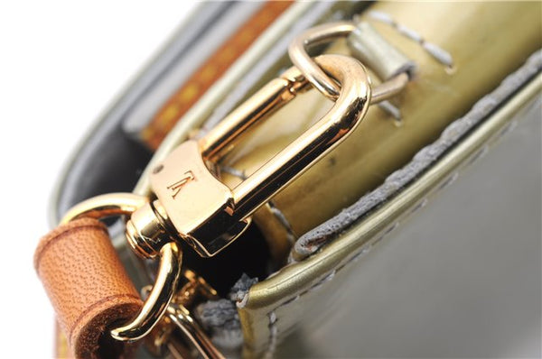 Auth Louis Vuitton Vernis Mott Shoulder Hand Bag Light Green M91030 LV 9093D
