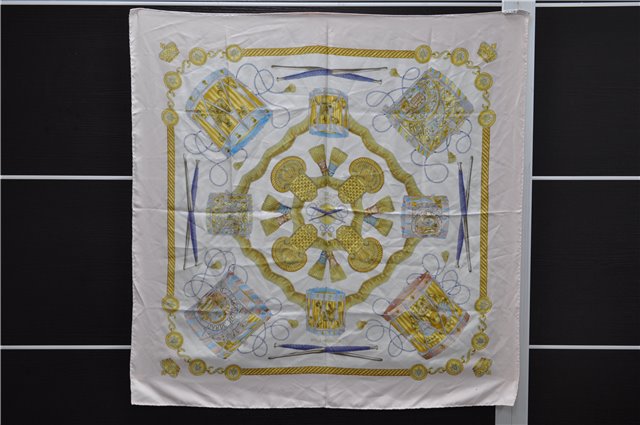 Authentic HERMES Carre 90 Scarf 