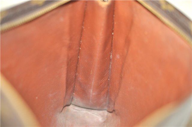 Auth Louis Vuitton Monogram Poche Toilette 26 Cosmetics Pouch Old Model LV 9152D