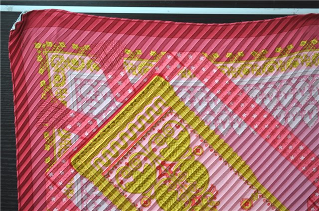 Authentic HERMES Pleats Scarf 