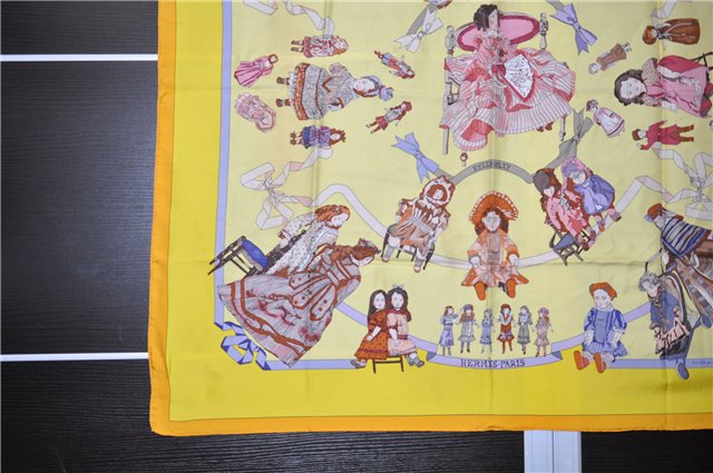 Authentic HERMES Carre 90 Scarf 