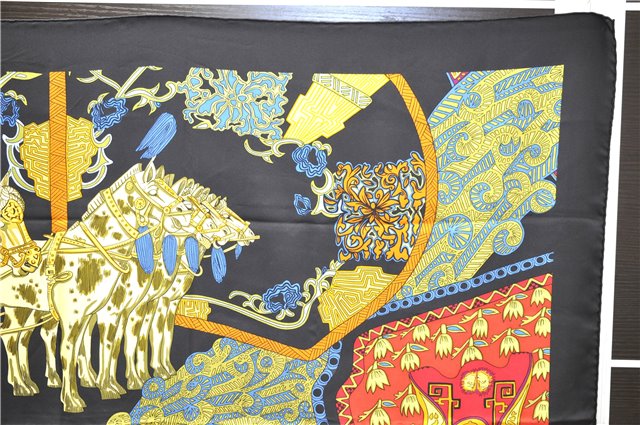 Authentic HERMES Carre 90 Scarf 