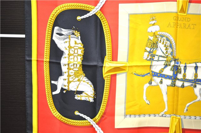 Authentic HERMES Carre 90 Scarf 