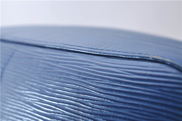 Authentic Louis Vuitton Epi Petit Noe Blue Shoulder Bag M44105 LV 9239C