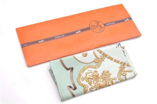 Authentic HERMES Carre 90 Scarf 