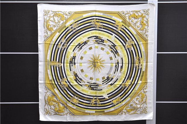 Authentic HERMES Carre 90 Scarf 