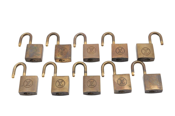 Authentic LOUIS VUITTON Padlock 10Set Old Model LV 9288B