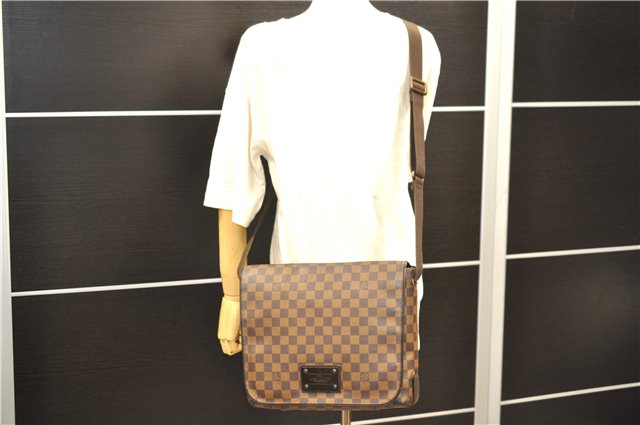 Auth Louis Vuitton Damier Brooklyn MM Shoulder Cross Body Bag N51211 LV 9370D