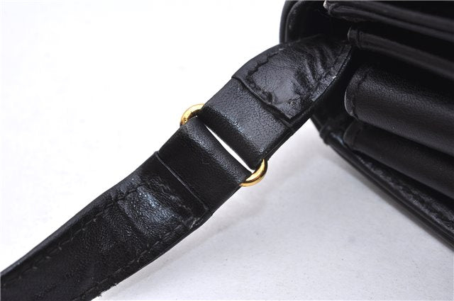 Authentic GUCCI Vintage Shoulder Cross Body Bag Purse Leather Black 9402E