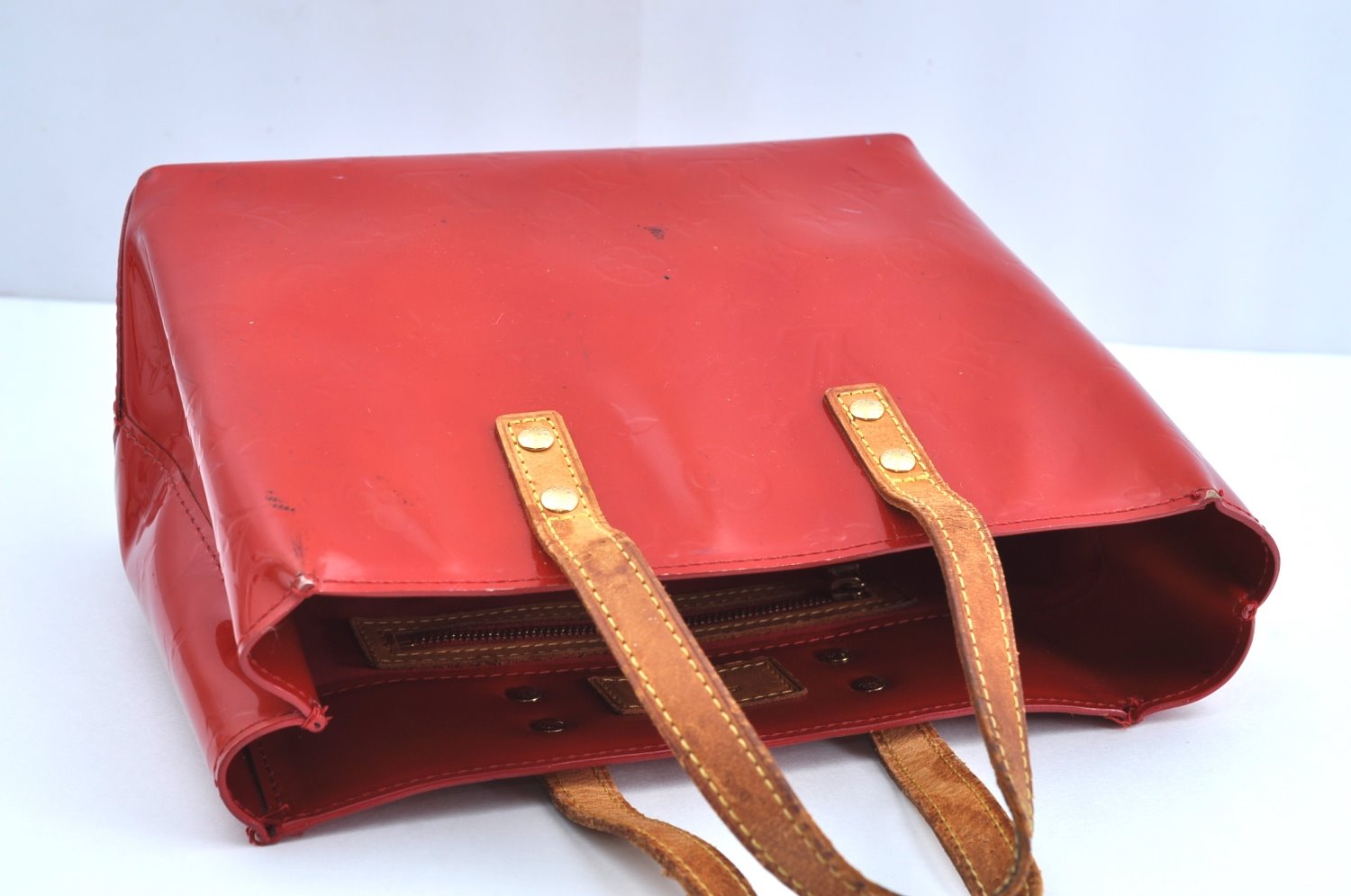 Authentic Louis Vuitton Vernis Reade PM Hand Bag Red M91088 LV 9409F