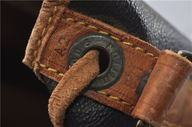 Authentic Louis Vuitton Monogram Noe Shoulder Bag M42224 LV 9464D