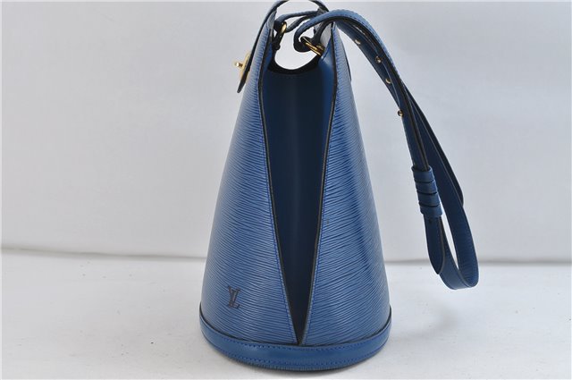 Authentic Louis Vuitton Epi Cluny Shoulder Bag Blue M52255 LV 9494C