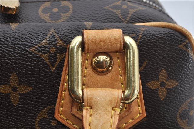 Authentic Louis Vuitton Monogram Manhattan PM Hand Bag Purse M40026 LV 9516E