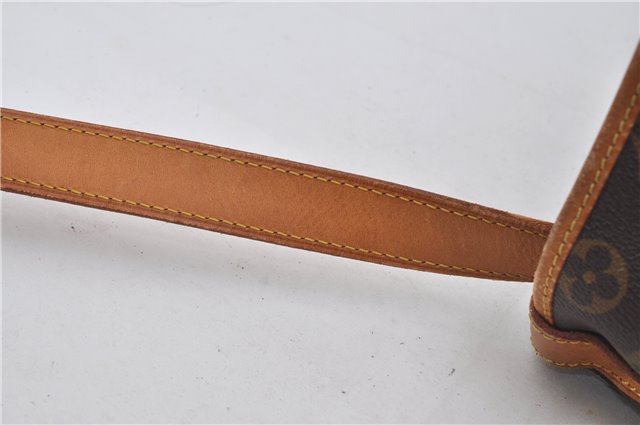 Authentic Louis Vuitton Monogram Saumur 35 Shoulder Cross Bag M42254 LV 9525E